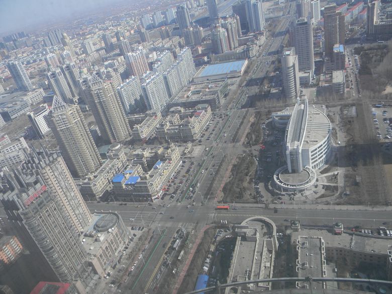 龙塔203米高空拍摄·长江路.jpg