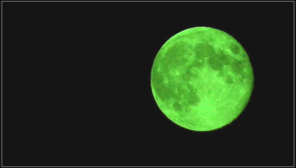 绿月亮.JPG