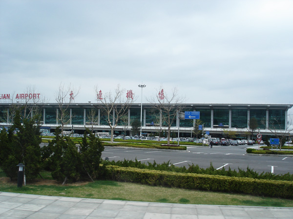 大连国际机场.jpg